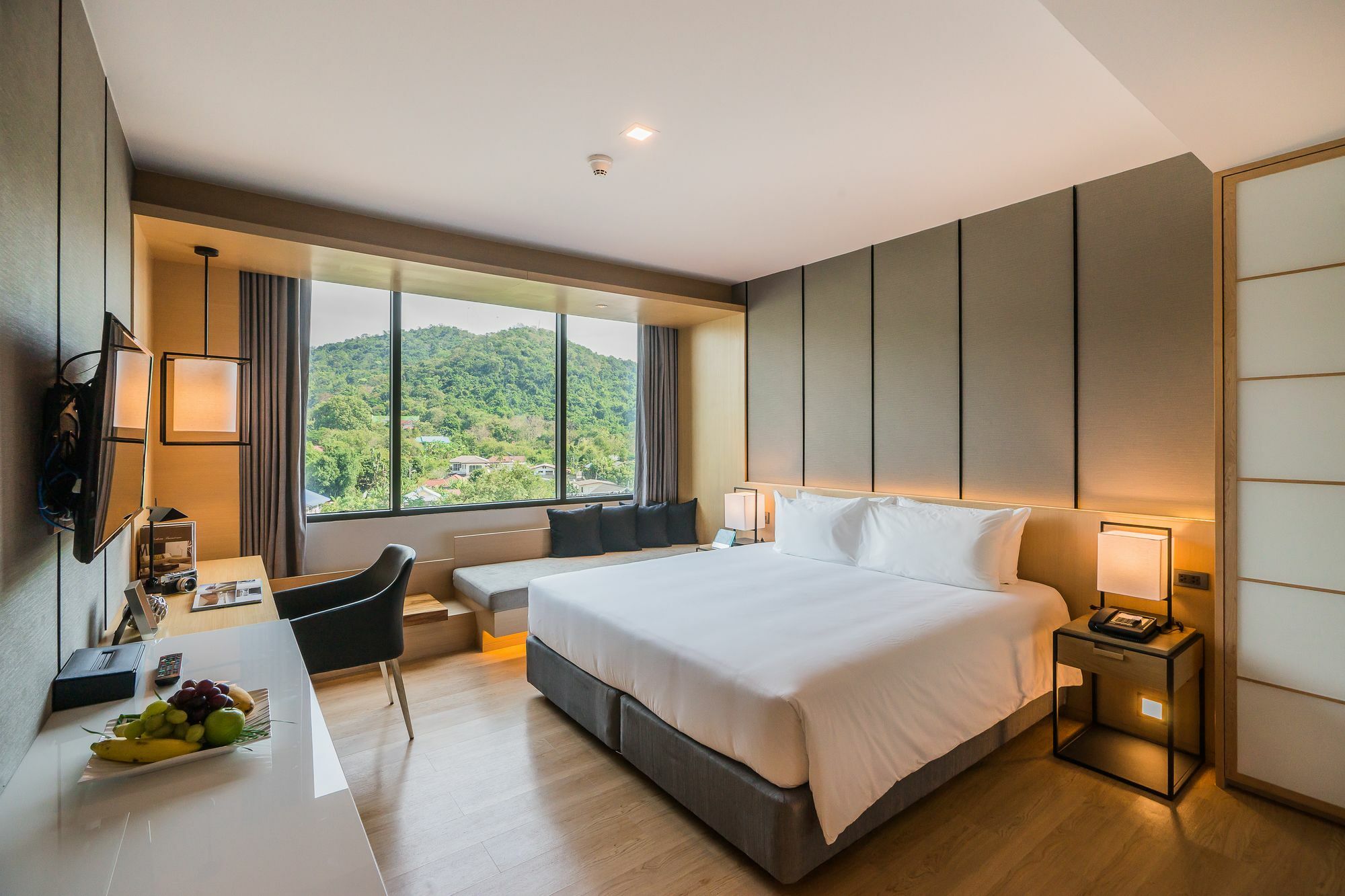 Arize Hotel Sri Racha Сирача Экстерьер фото