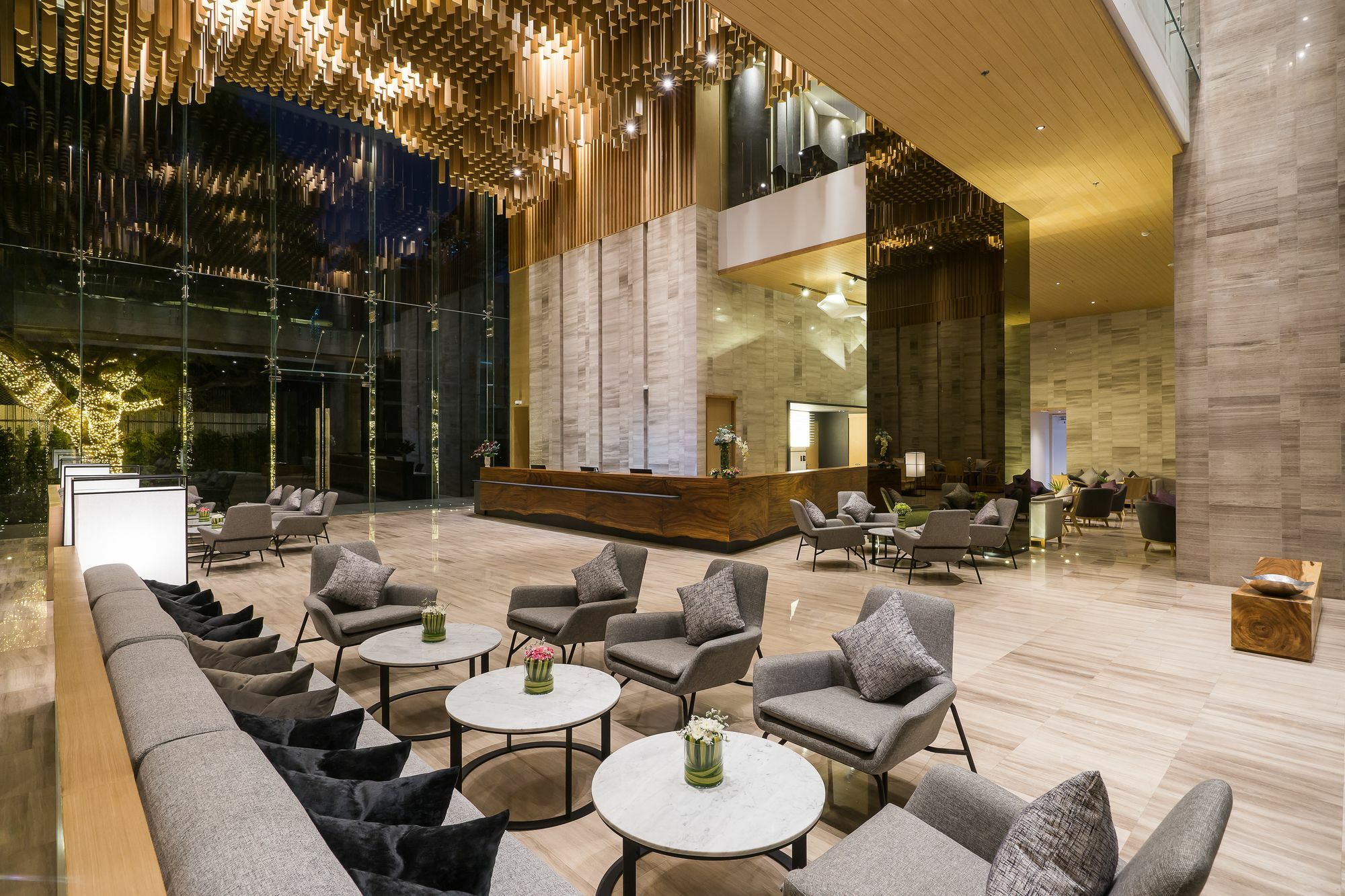 Arize Hotel Sri Racha Сирача Экстерьер фото